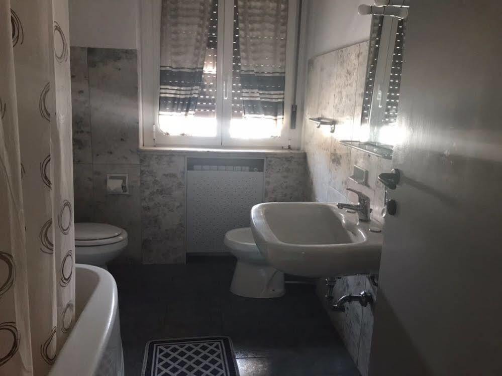 Bovisa House B&B Private Rooms ميلان المظهر الخارجي الصورة